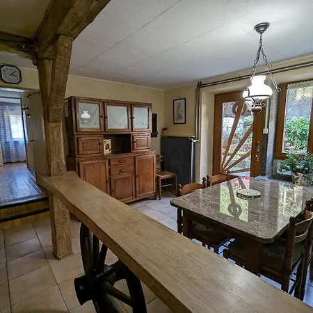 Chaleureux En Pleine Nature Avec Terrasse, Ideal Pour Randonnees Et Vetetistes, Proche De Gerardmer - Fr-1-589-125 Le Syndicat